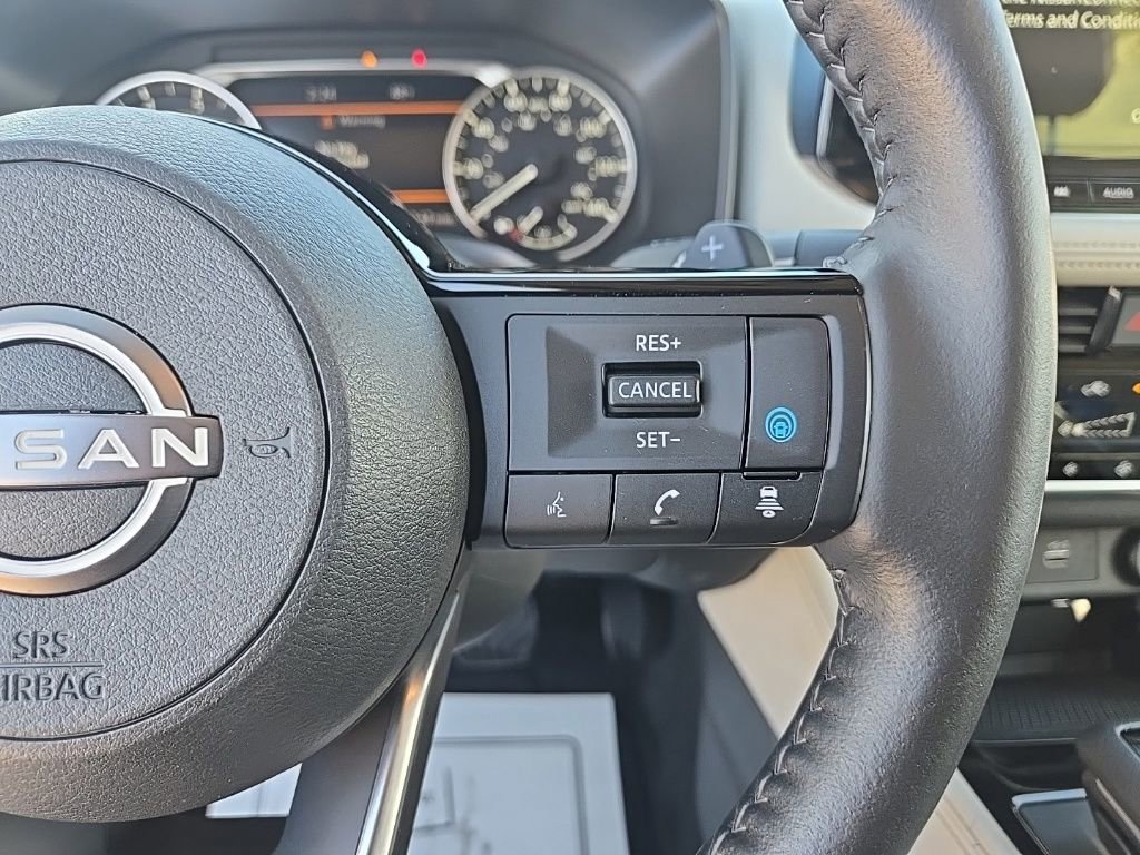 Used 2023 Nissan Rogue SL w/ SL Premium Package image 20