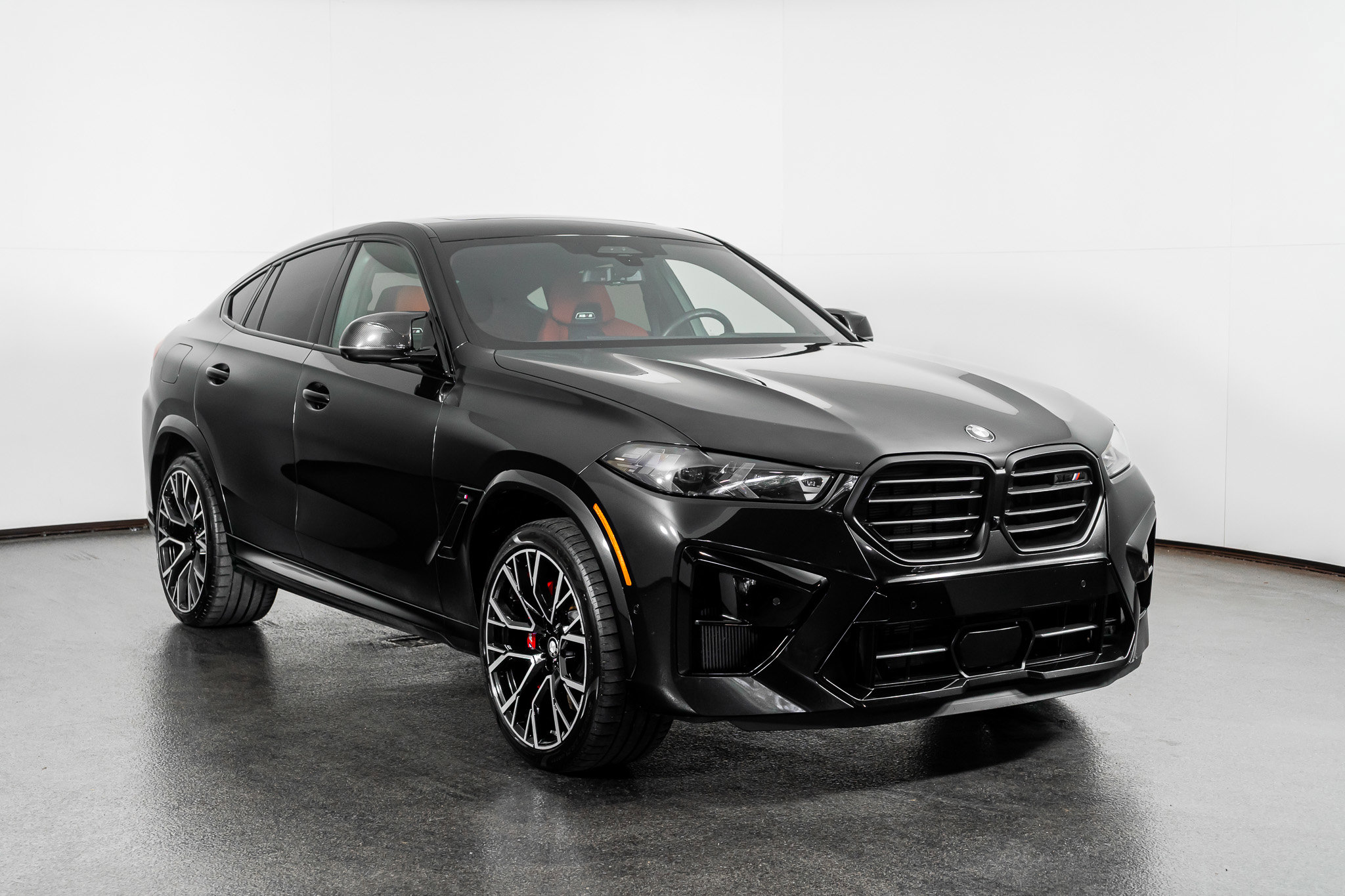 Used 2025 BMW X6 M Competition image 4