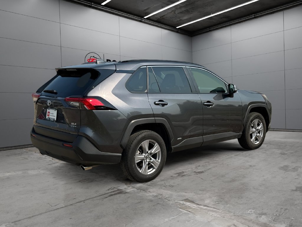 Certified 2025 Toyota RAV4 XLE AWD/4WD image 5