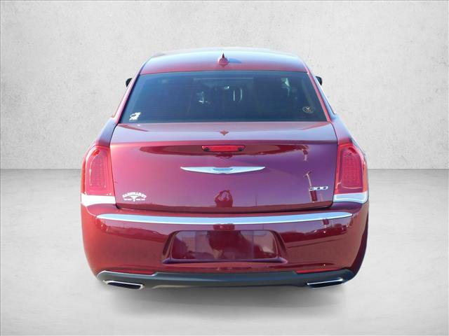 Used 2021 Chrysler 300 Touring w/ Driver Convenience Group RWD image 11