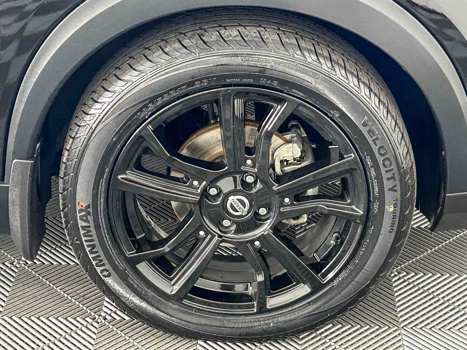 Certified 2020 Nissan Kicks SV w/ Exterior Package FWD image 12