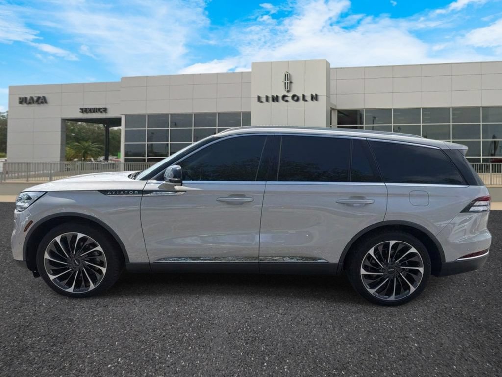 Certified 2022 Lincoln Aviator Reserve w/ Equipment Group 201A RWD image 6