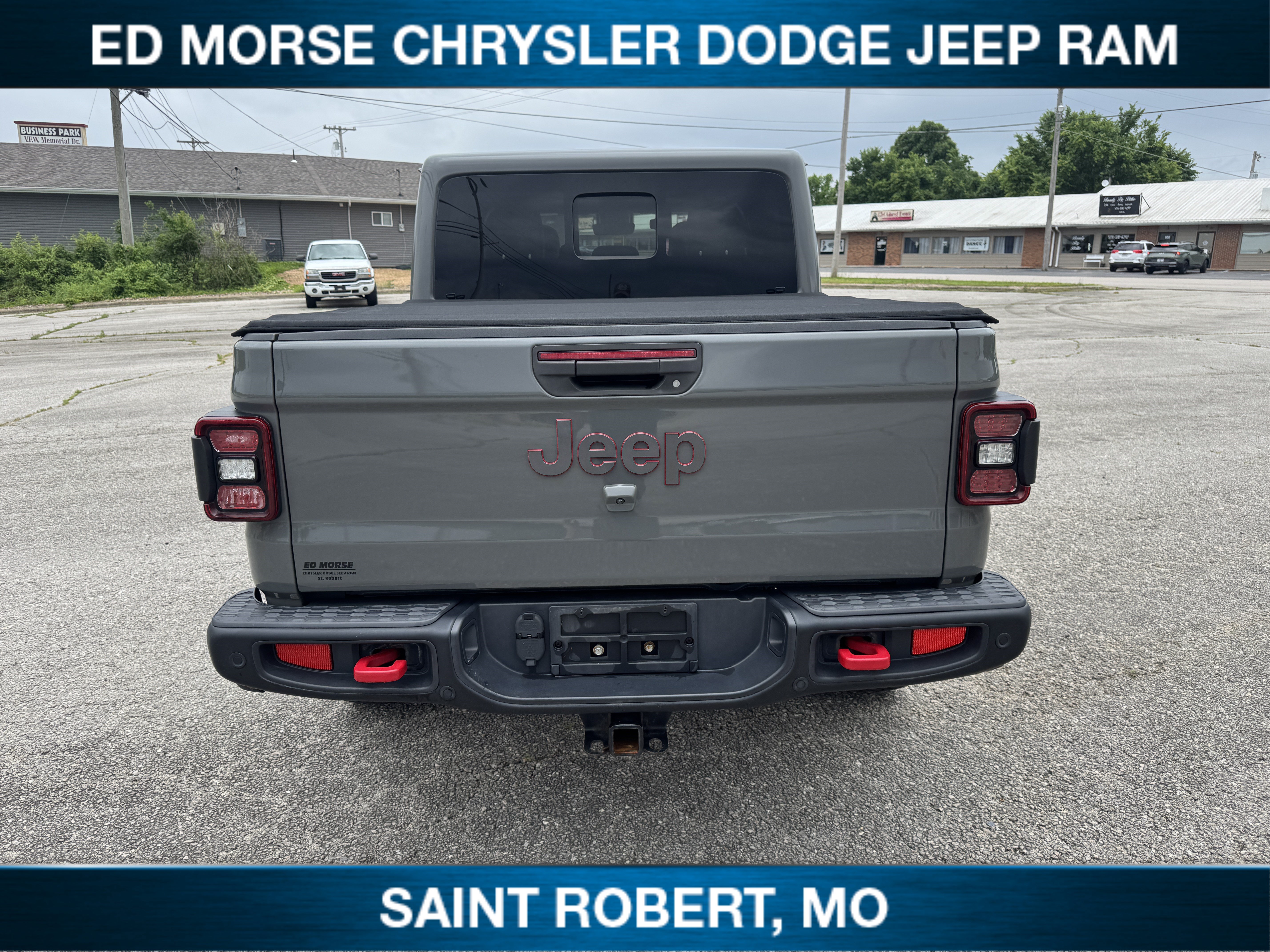 Used 2020 Jeep Gladiator Rubicon AWD/4WD image 3