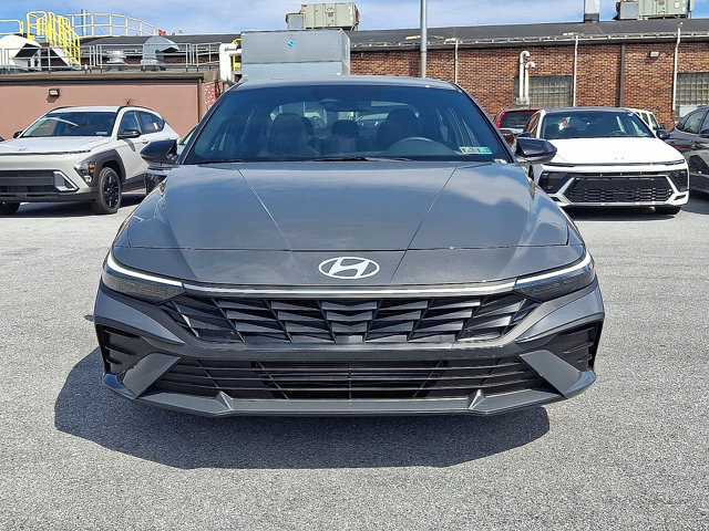 New 2026 Hyundai Elantra SEL Sport FWD image 2