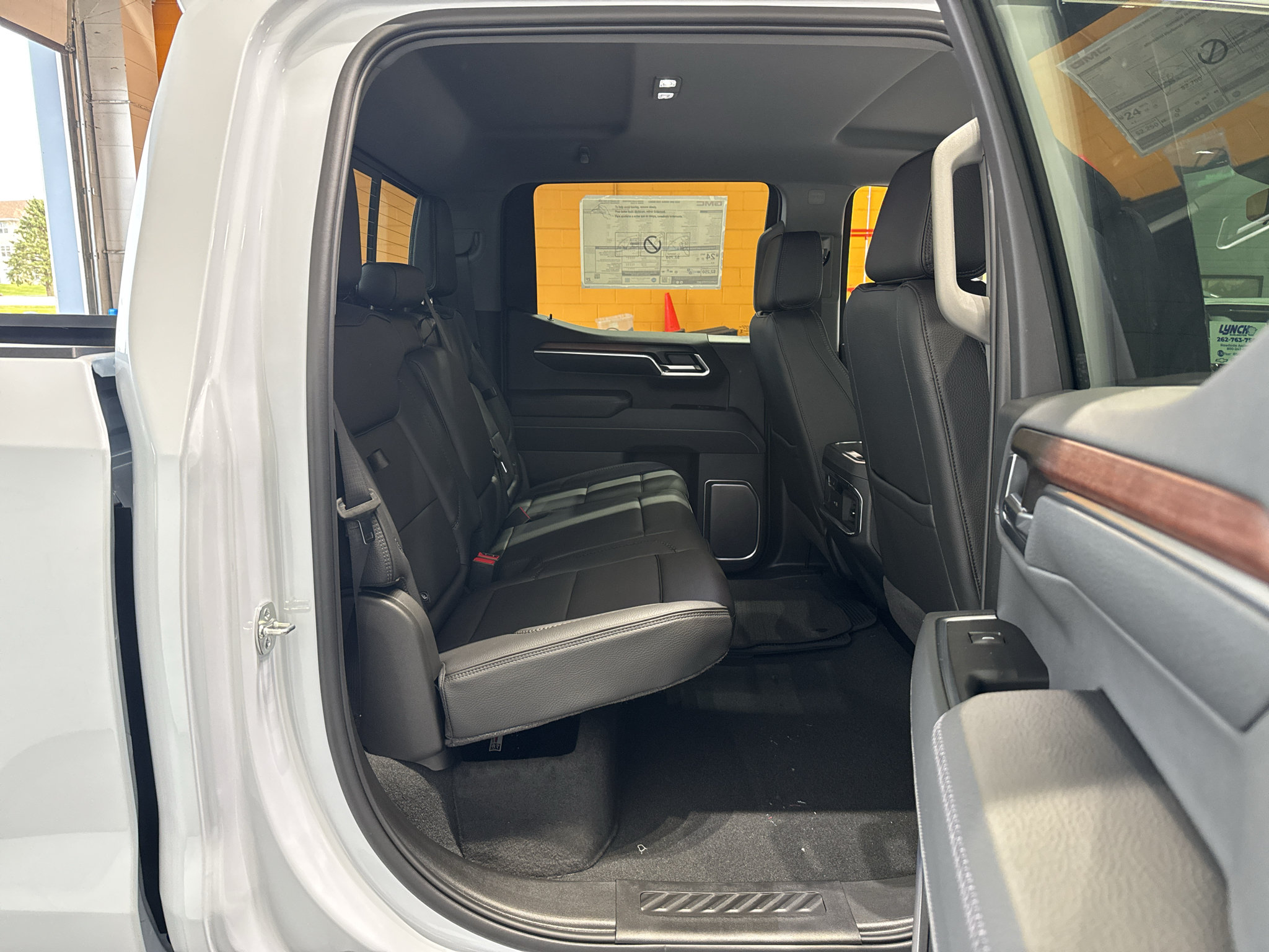 New 2026 GMC Sierra 1500 Denali w/ Technology Package AWD/4WD image 22