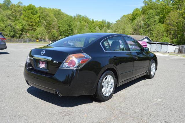 Used 2010 Nissan Altima 2.5 S FWD image 8
