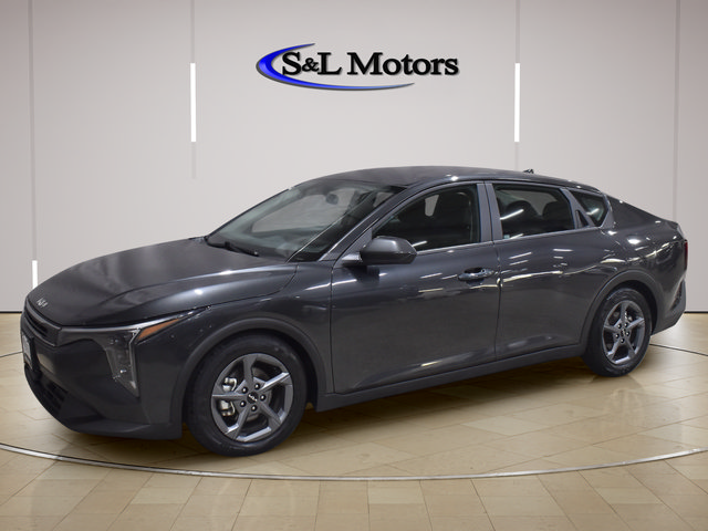 Used 2025 Kia K4 FWD image 3