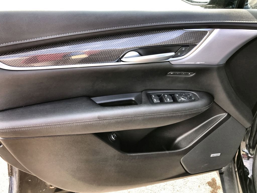 Used 2024 Cadillac XT5 Sportv w/ LPO, Floor Liner Package AWD/4WD image 13