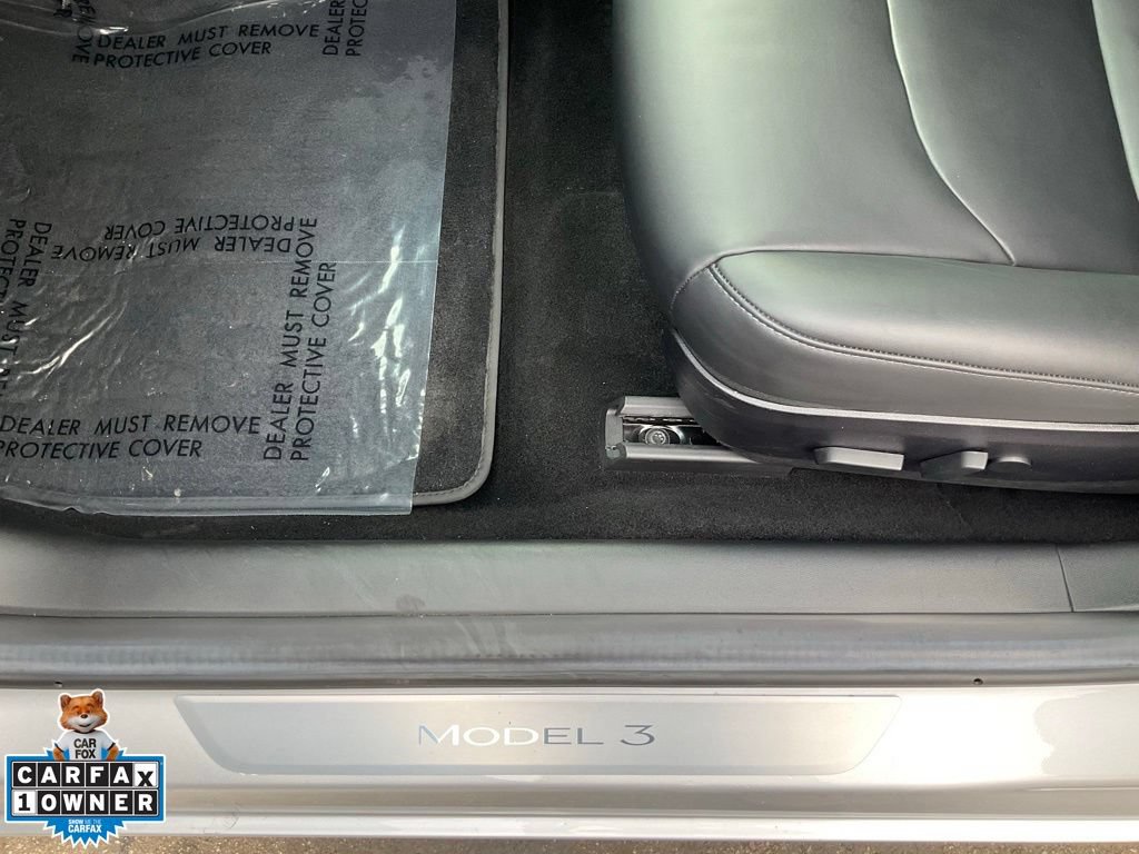 Used 2018 Tesla Model 3 Long Range RWD image 14