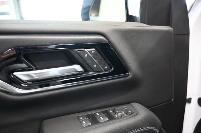 New 2026 GMC Yukon XL Denali w/ Denali Reserve Package image 33