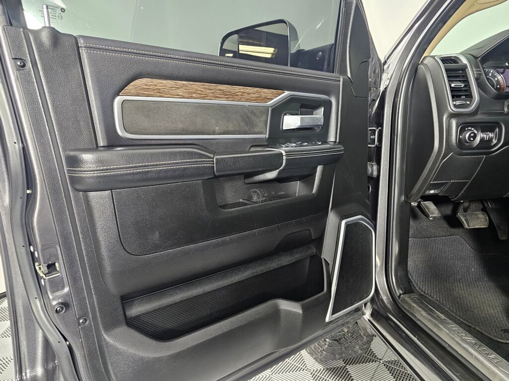 Used 2020 RAM 2500 Laramie image 18