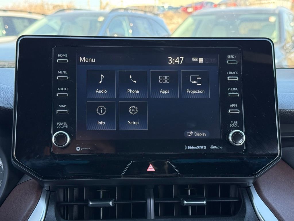 Used 2021 Toyota Venza XLE image 41