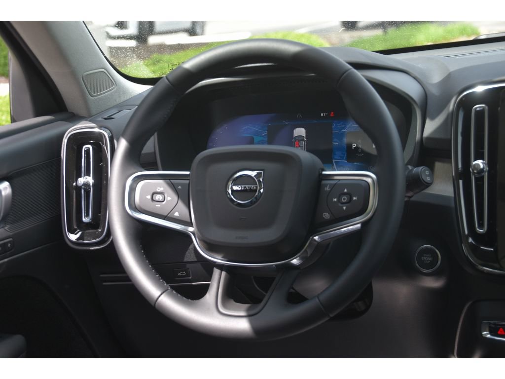 New 2026 Volvo XC40 B5 Core w/ Protection Package Premier AWD/4WD image 14