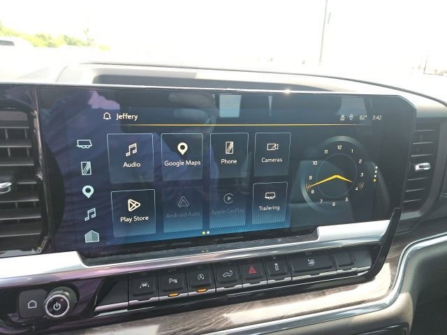Used 2023 Chevrolet Silverado 1500 LTZ w/ LTZ Premium Package AWD/4WD image 31