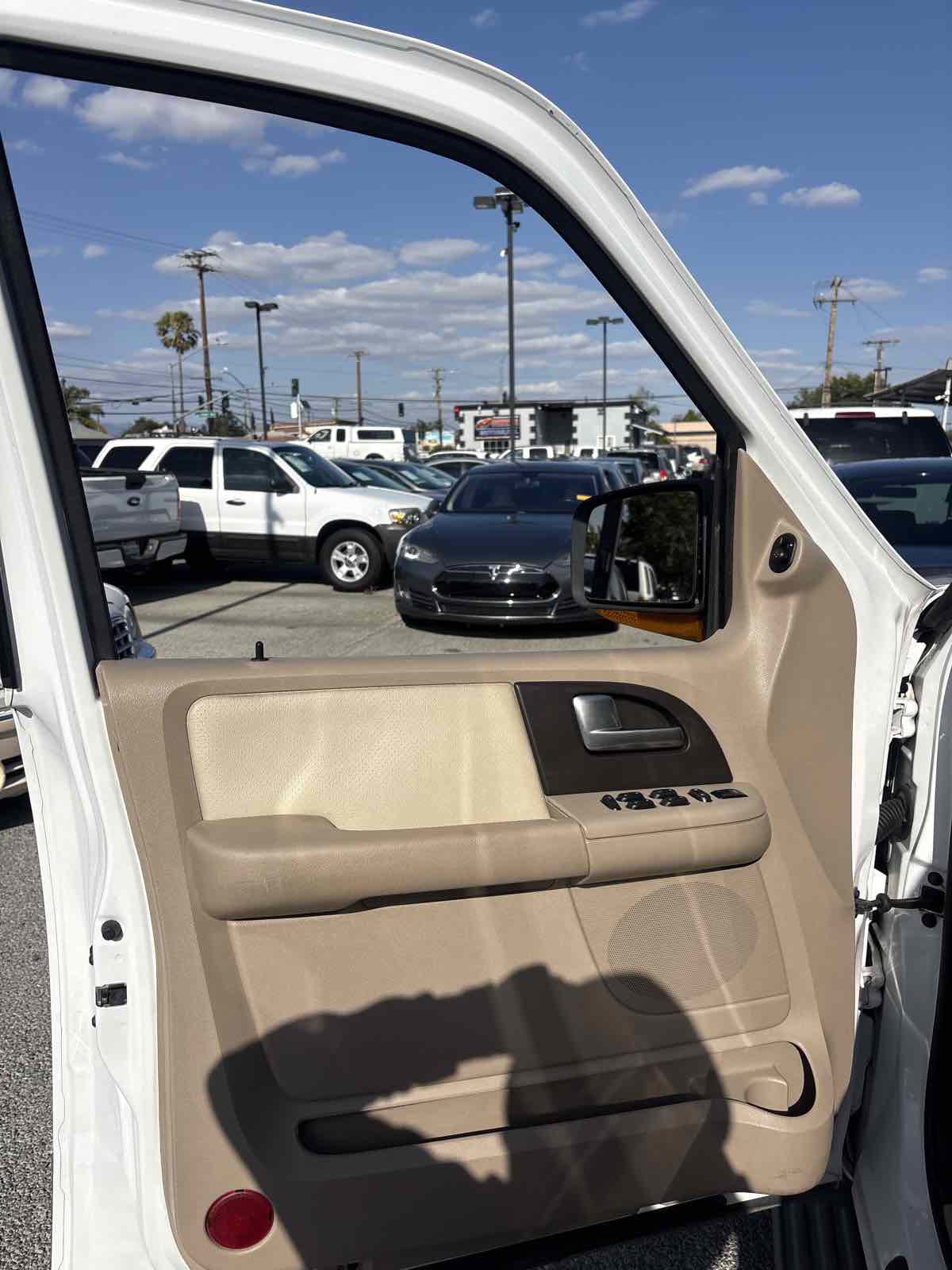 Used 2003 Ford Expedition Eddie Bauer AWD/4WD image 5