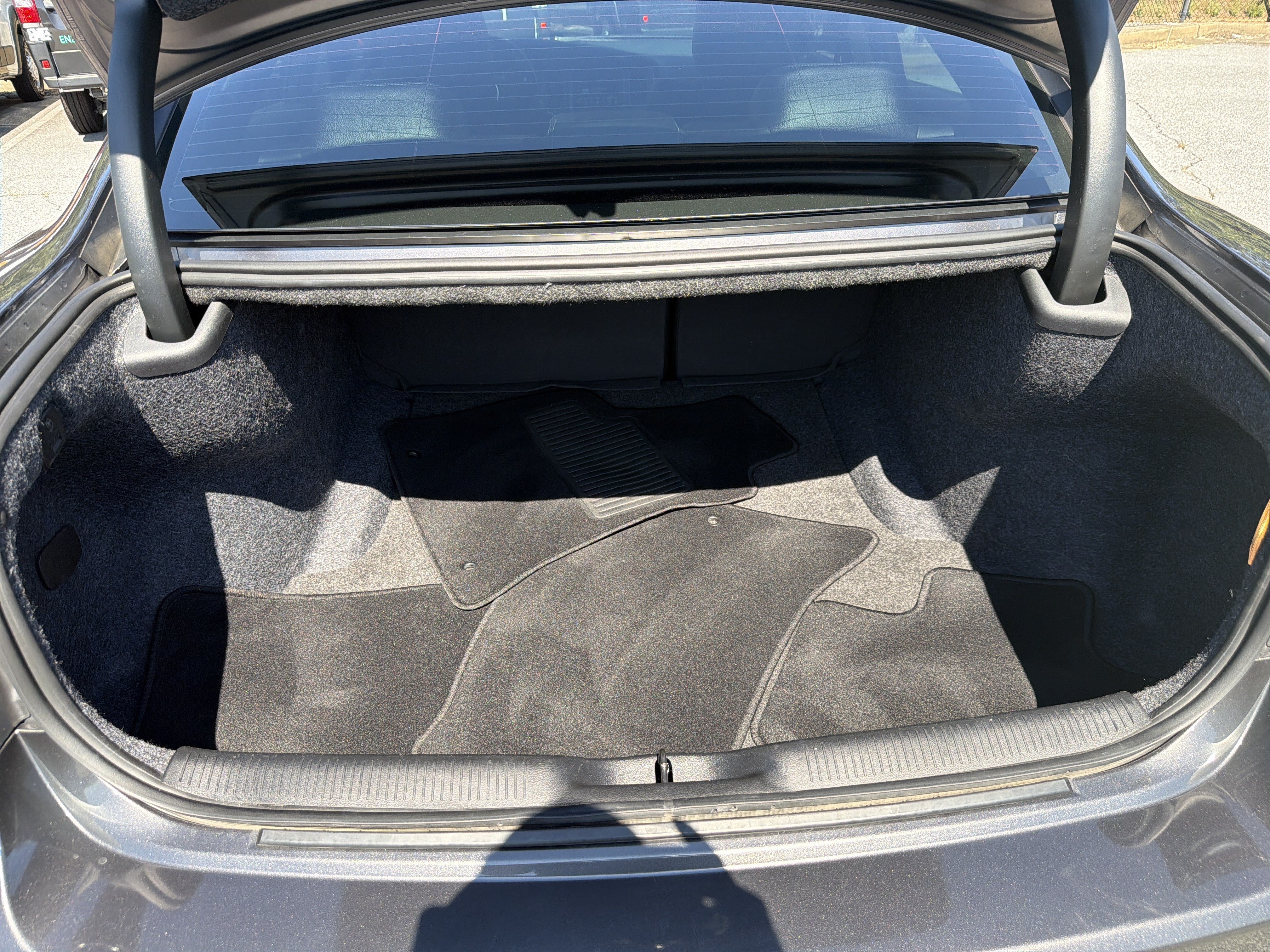 Used 2019 Dodge Charger SXT RWD image 22