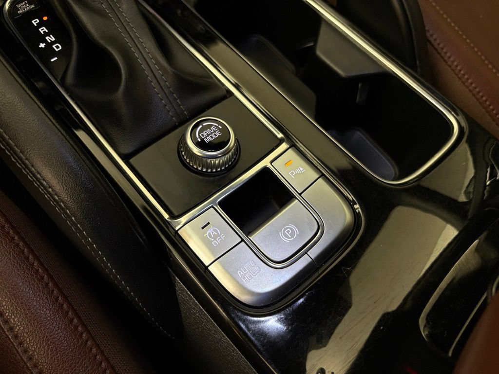 Used 2023 Kia Telluride EX w/ EX Captain's Chair Package FWD image 32