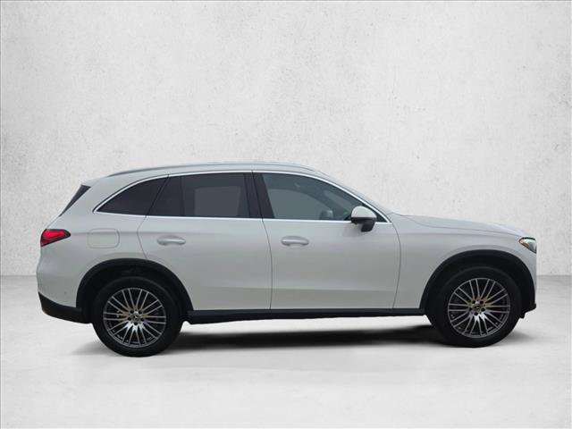 Certified 2026 Mercedes-Benz GLC 300 image 4