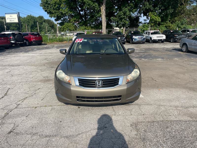 Used 2009 Honda Accord LX image 2