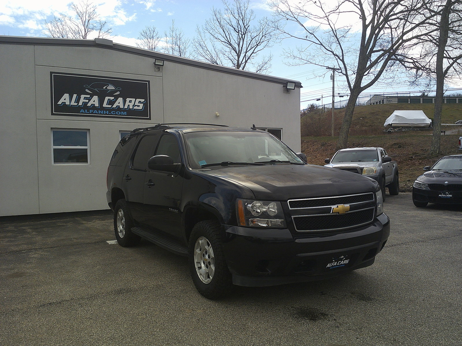 Used 2013 Chevrolet Tahoe LS w/ Convenience Package AWD/4WD image 3
