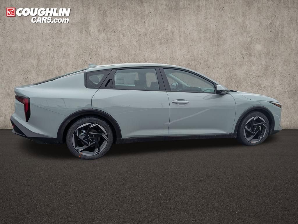 New 2026 Kia K4 EX image 8