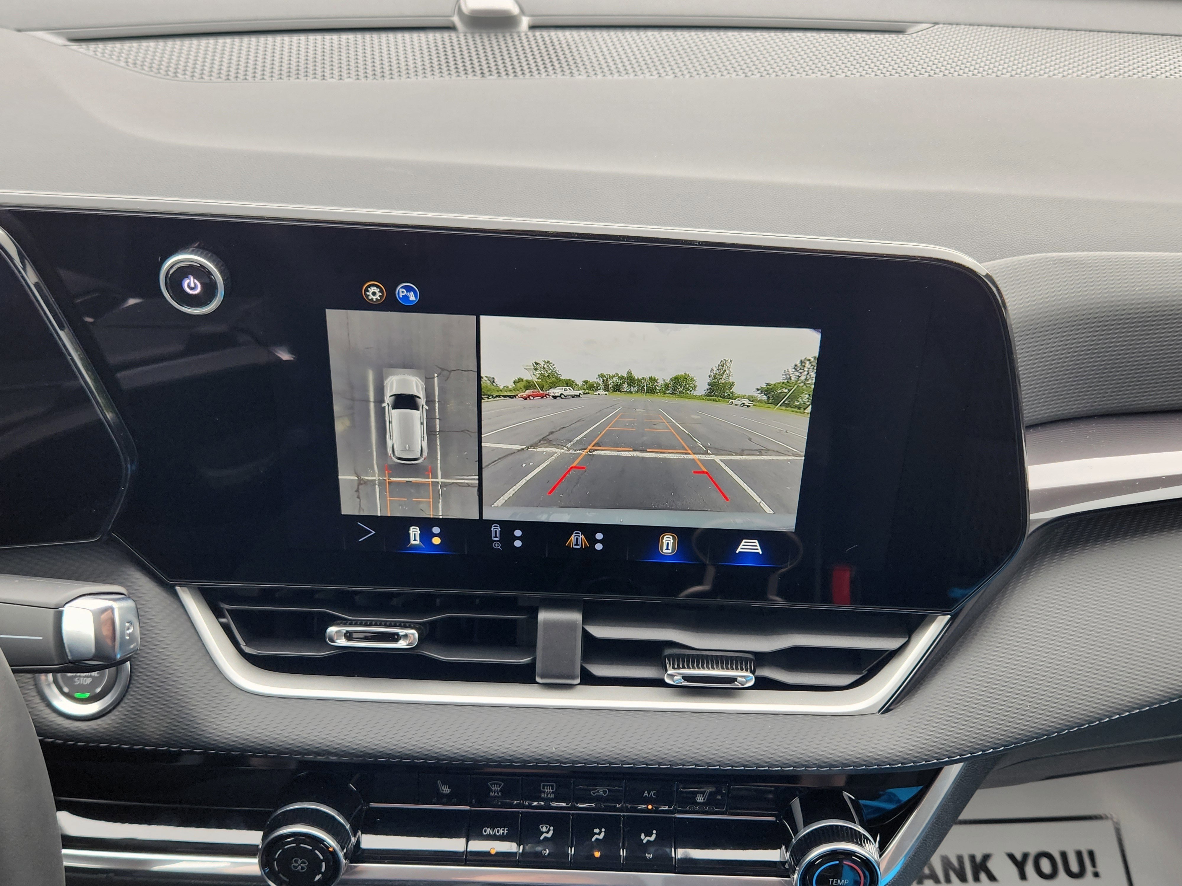 New 2026 Chevrolet Equinox LT w/ Safety and Technology Package FWD image 13