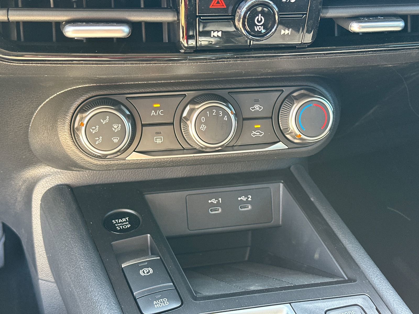 New 2026 Nissan Kicks S image 28