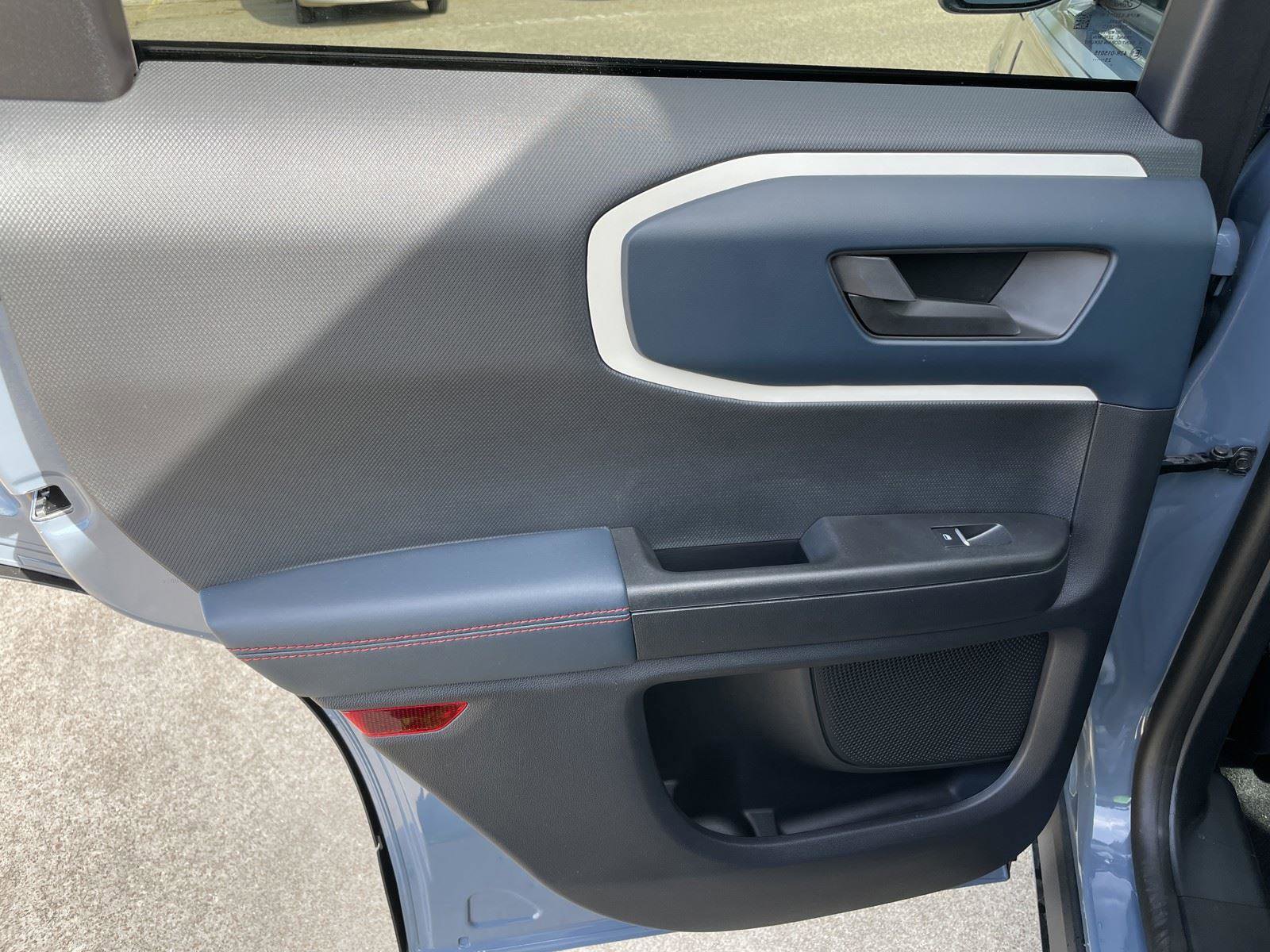 Used 2025 Ford Bronco Sport Heritage w/ Convenience Package image 36