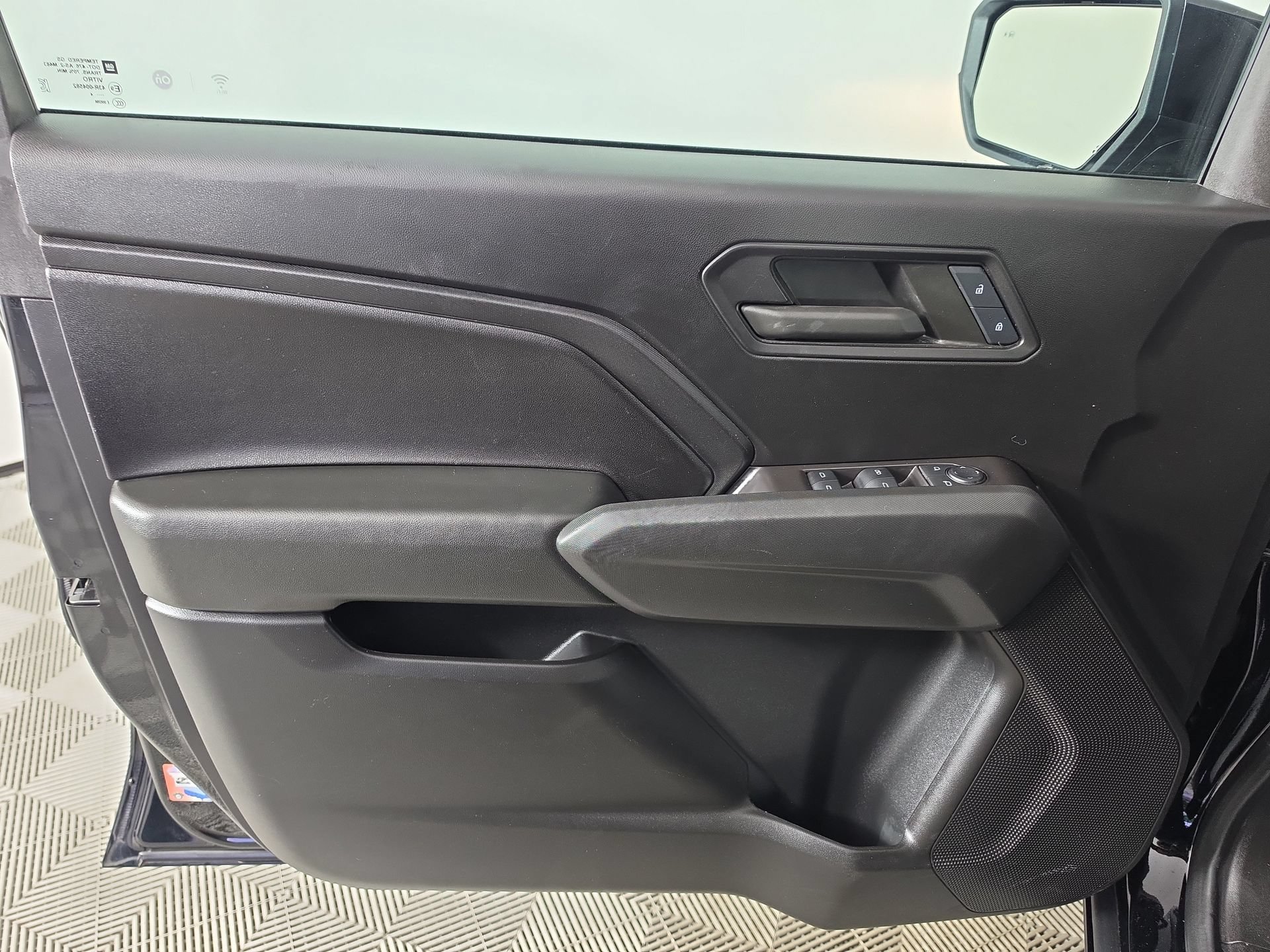 Used 2024 Chevrolet Colorado Trail Boss w/ Technology Package AWD/4WD image 16