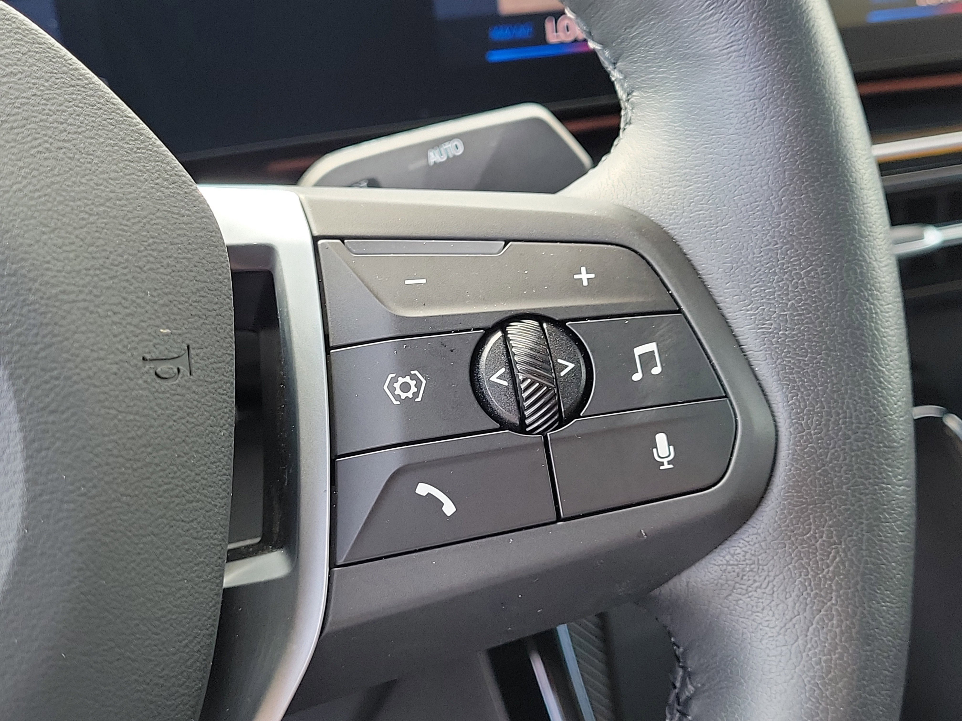 Used 2025 BMW X2 xDrive28i image 31