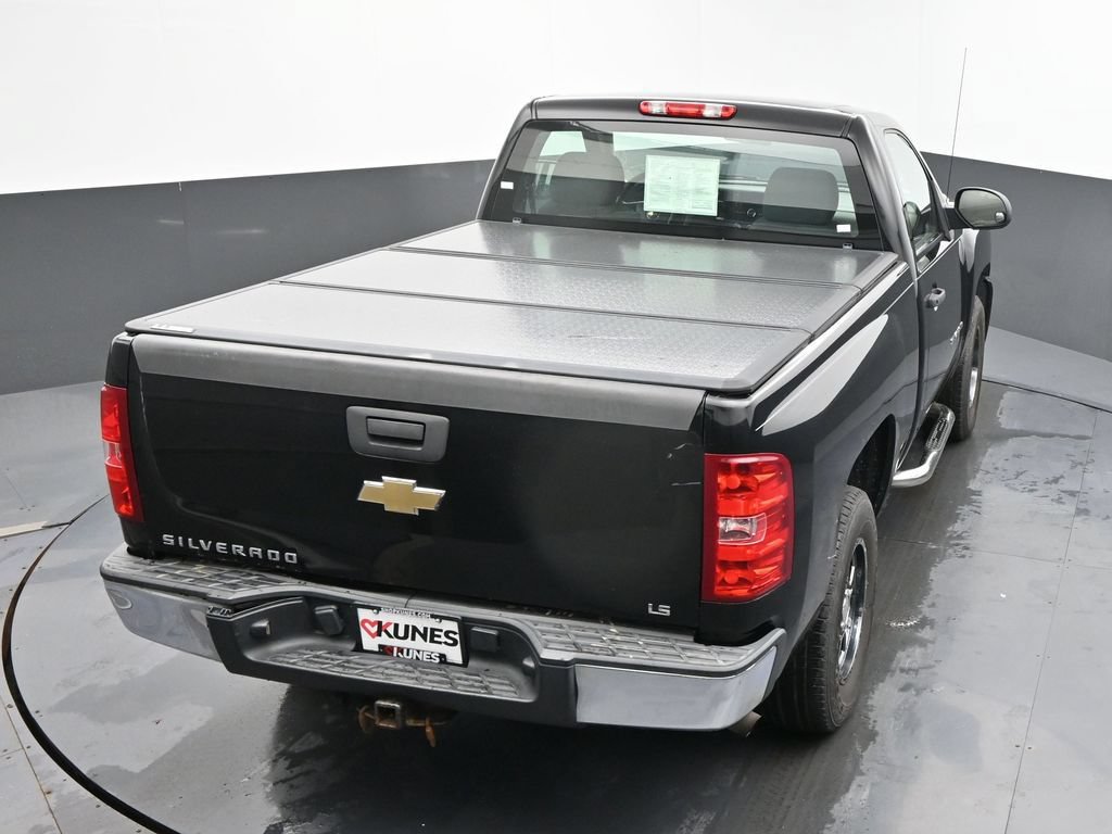 Used 2011 Chevrolet Silverado 1500 W/T w/ LS Package RWD image 28