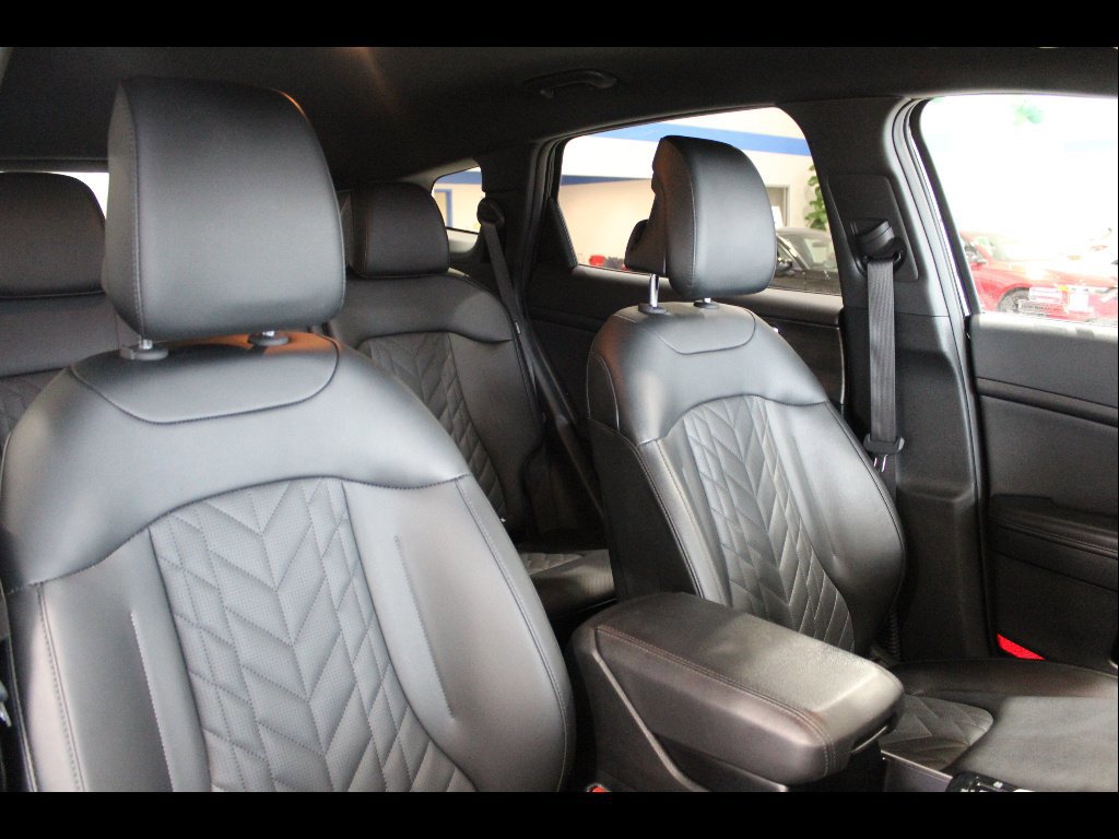 Used 2024 Kia Sportage X-Line AWD/4WD image 24