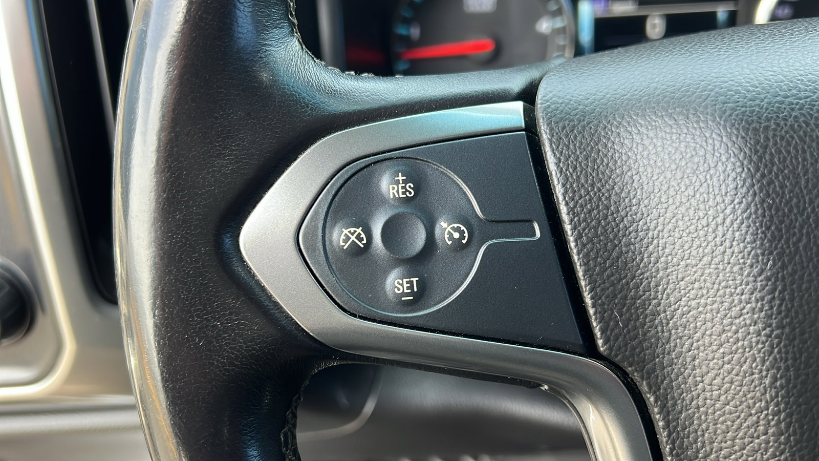 Used 2015 Chevrolet Silverado 2500 LT w/ LT Convenience Package image 23