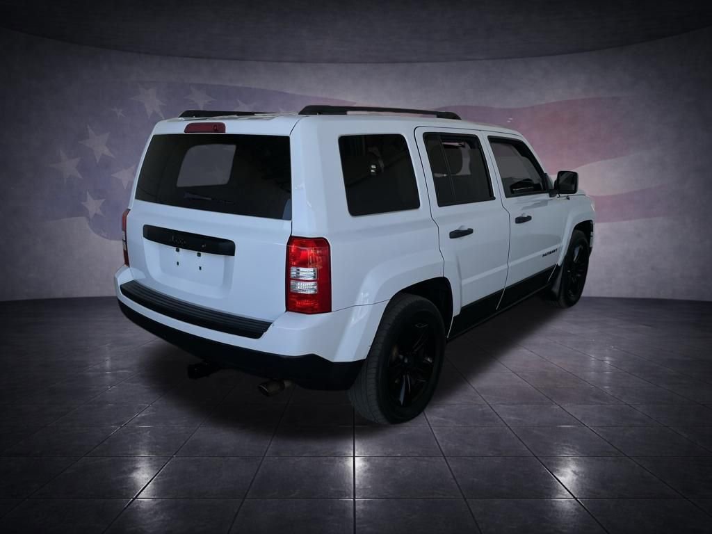 Used 2017 Jeep Patriot Sport image 5