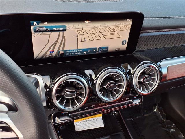 New 2026 Mercedes-Benz GLB 35 AMG 4MATIC image 5
