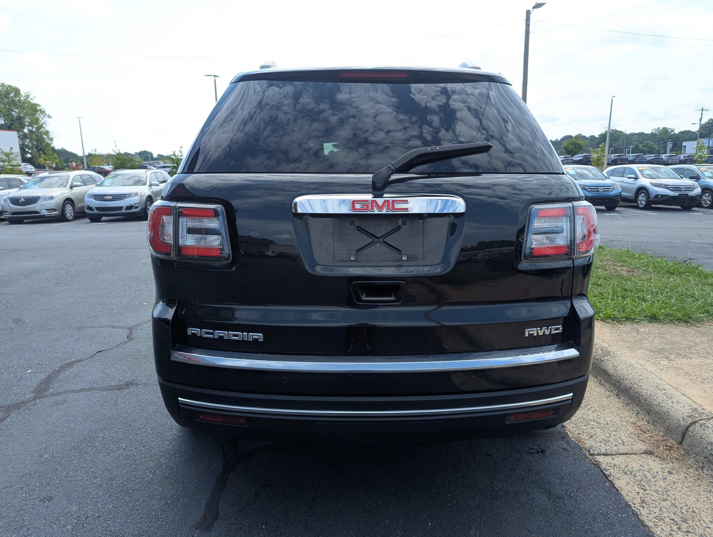Used 2015 GMC Acadia SLT w/ Open Road Package AWD/4WD image 6
