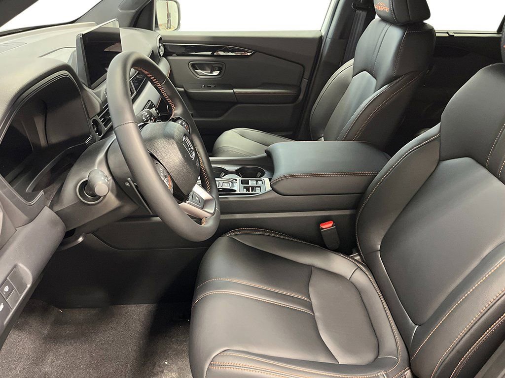 New 2026 Honda Pilot TrailSport image 11