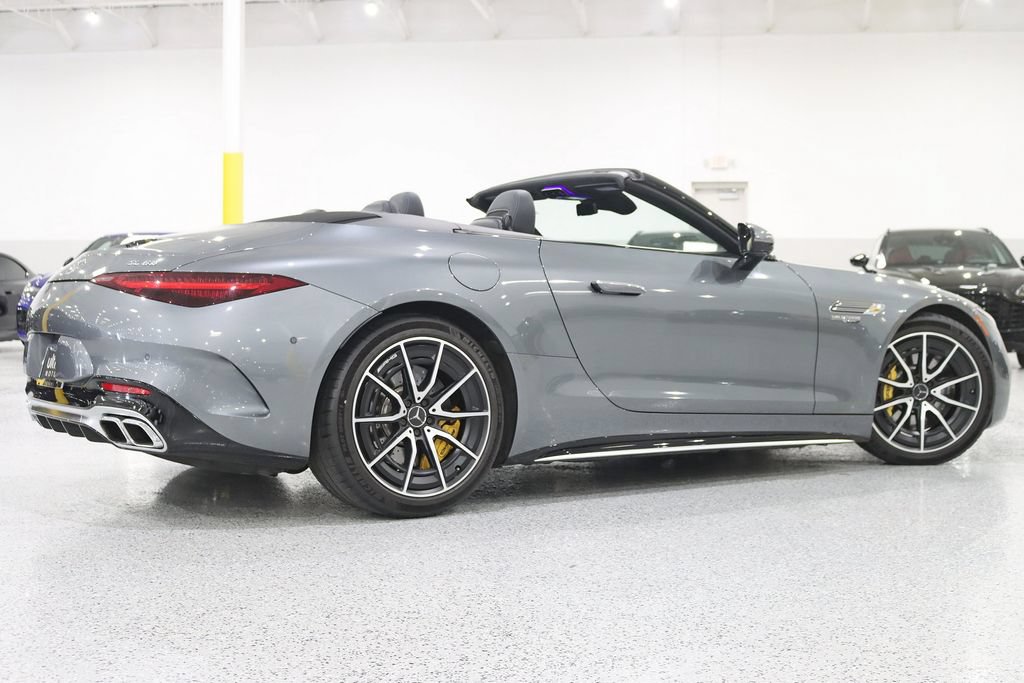 Used 2023 Mercedes-Benz SL 63 AMG 4MATIC image 9