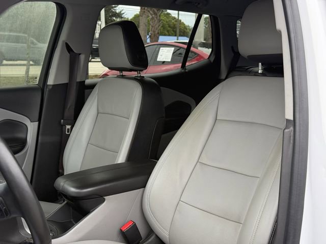 Used 2023 GMC Terrain SLT image 15