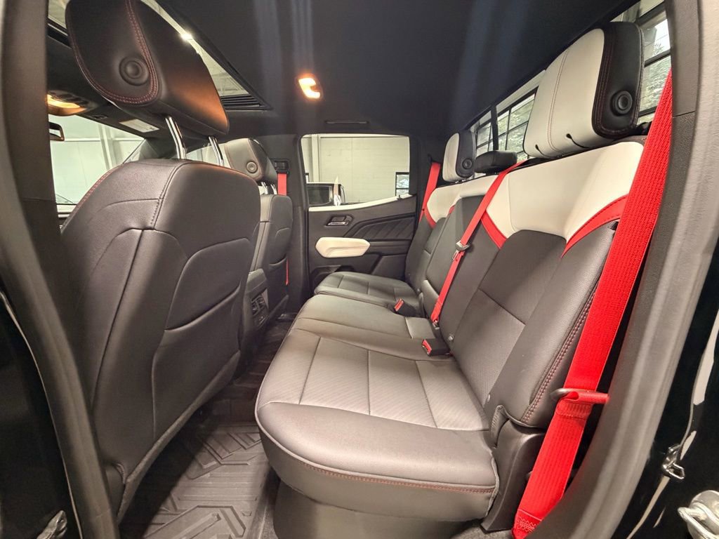 Used 2024 GMC Canyon AT4X image 19