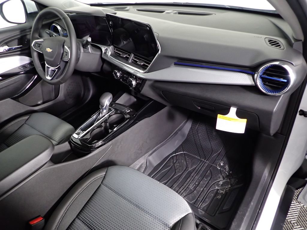 New 2026 Chevrolet Trax LT w/ LT Convenience Package image 31