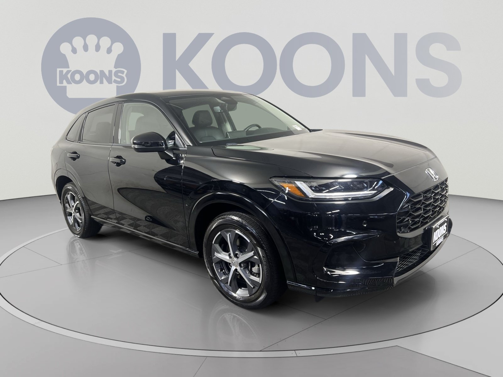 Used 2023 Honda HR-V EX-L image 2