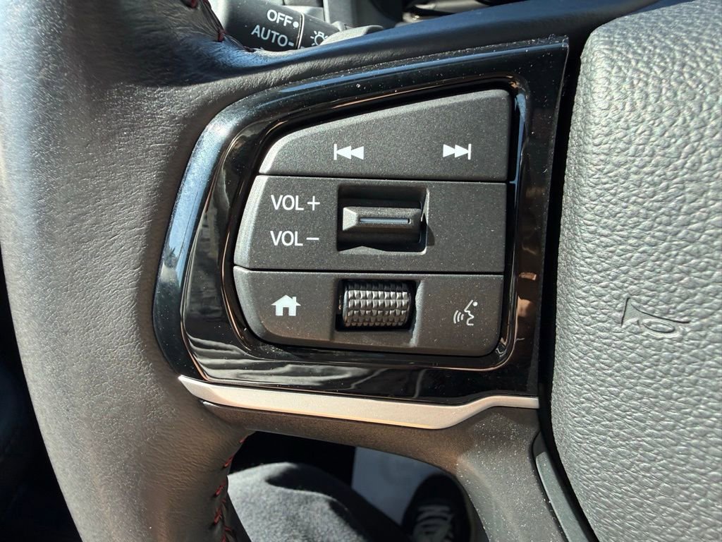 Used 2025 Honda Odyssey Sport-L image 20