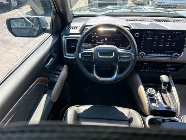 New 2026 GMC Canyon Denali w/ LPO, Denali Black Edition AWD/4WD image 18