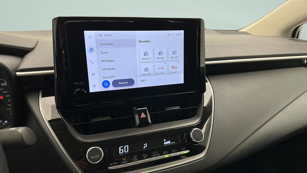 Used 2025 Toyota Corolla LE FWD image 19