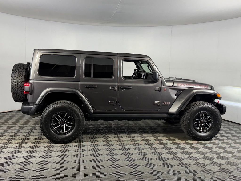 Certified 2025 Jeep Wrangler Unlimited Rubicon image 3