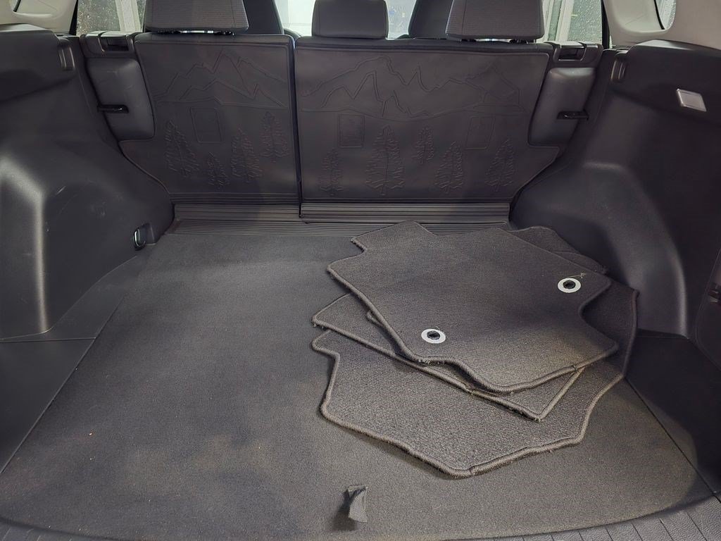 Used 2024 Toyota RAV4 AWD Hybrid image 36