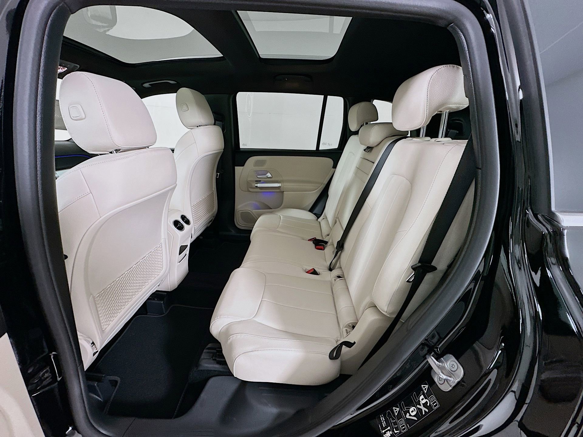 New 2026 Mercedes-Benz GLB 250 image 25