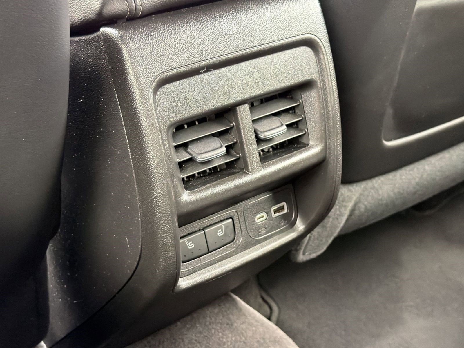 Used 2023 Cadillac XT4 Premium Luxury w/ Driver Assist Package image 27