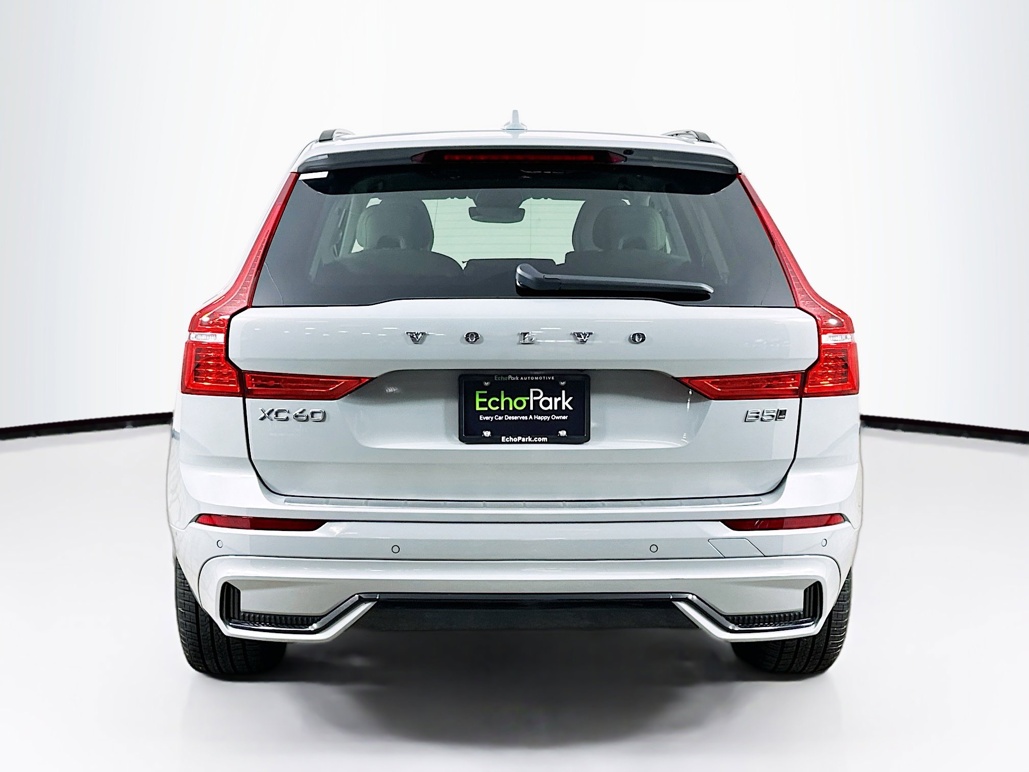 Used 2025 Volvo XC60 B5 Ultra w/ Protection Package Premier image 7